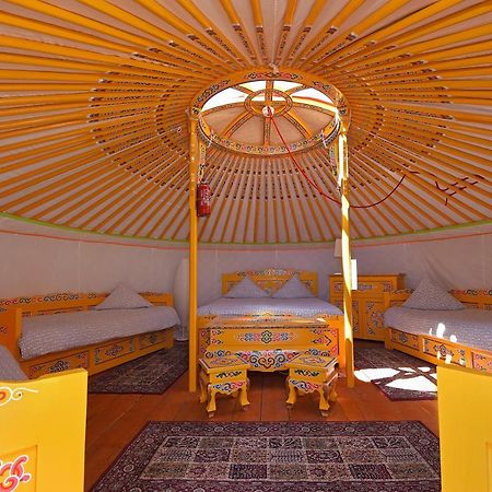 Yourte Nomade-Lodge Les Ecrennes Zewnętrze zdjęcie